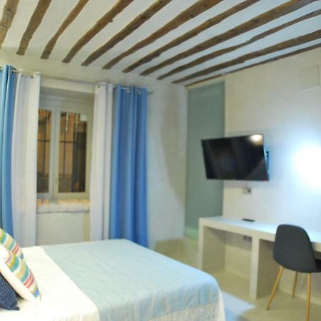 Apartamento Nao Malasana - Gran Via Madrid Exteriör bild