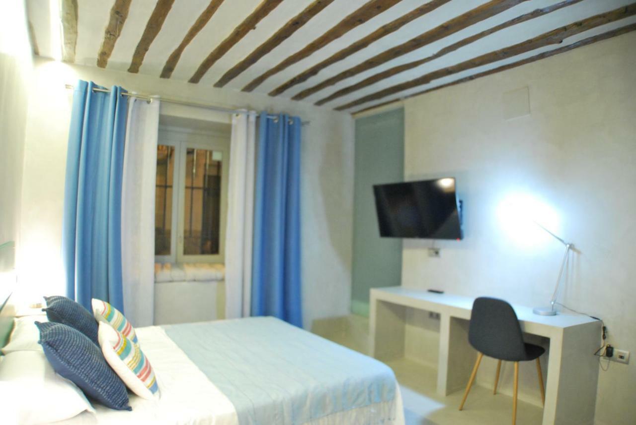 Apartamento Nao Malasana - Gran Via Madrid Exteriör bild