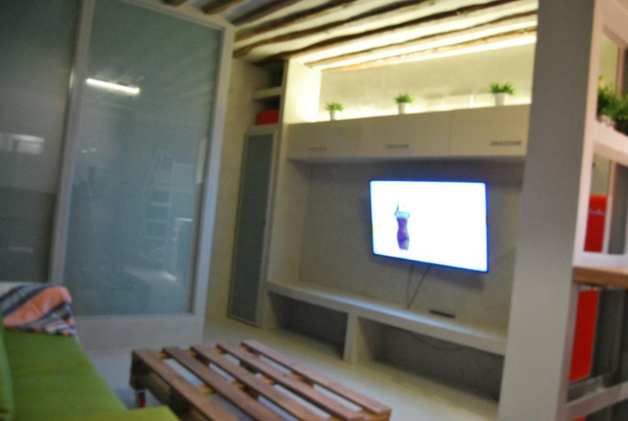 Apartamento Nao Malasana - Gran Via Madrid Exteriör bild